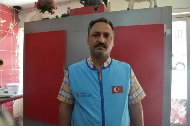Bin aileye kurban eti dağıtıldı