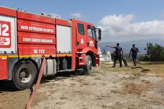 Defne'de bahçe yangını