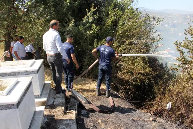 Defne'de bahçe yangını