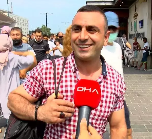 (Havadan fotoğraflarla) Adalar'a sefer düzenleyen vapur iskeleleri doldu taştı