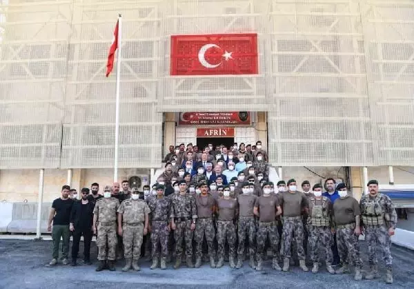 Son dakika... İçişleri Bakanı Süleyman Soylu Afrin'de incelemelerde bulundu (2)- Yeniden