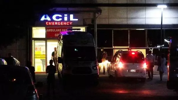 Son dakika haberi... İKİ AİLE KAVGA ETTİ; 6 YAŞINDAKİ SAHRA ÖLDÜ Son dakika haberi... İKİ AİLE KAVGA ETTİ; 6 YAŞINDAKİ SAHRA ÖLDÜ