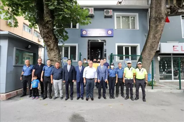 İnegöl Belediyesinde protokol ve vatandaşlar bayramlaşma töreninde bir araya geldi