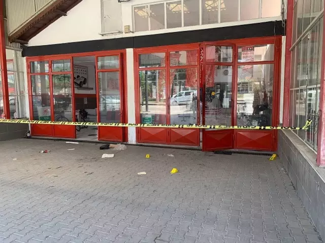 İş yerine silahlı saldırı İş yerine silahlı saldırı