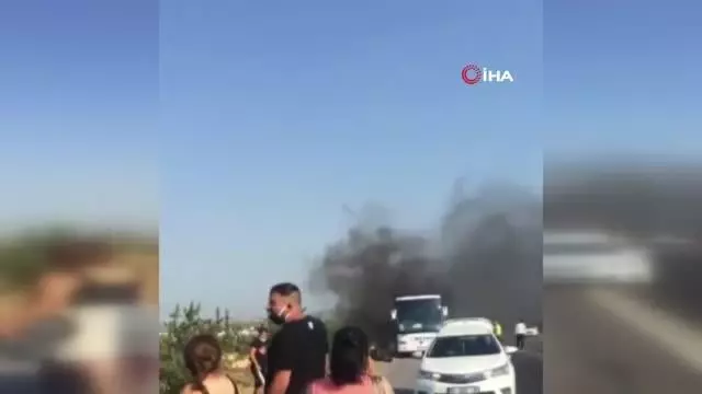 İzmir'de yolcu otobüsü alev alev yandı