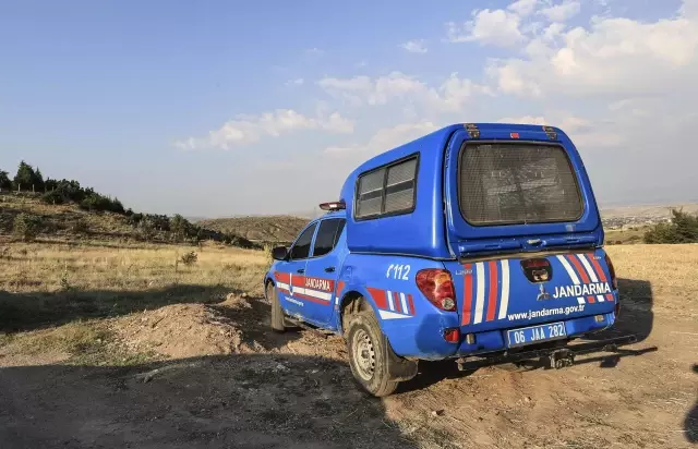 Kaçan kurbanlığı yakalamaya çalışırken kaybolan genci arama çalışmaları sürdü Kaçan kurbanlığı yakalamaya çalışırken kaybolan genci arama çalışmaları sürdü