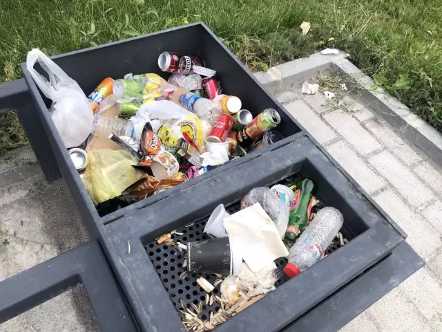 Kars Bedesten bölgesinden çöpler alınmıyor