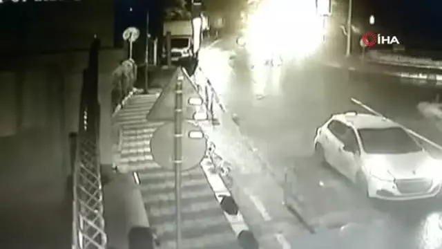 Kartal'da lüks siteyi kurşun yağmuruna tuttular