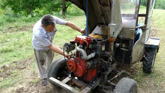 Kendi traktörünü yaptı, hedefinde kepçe var