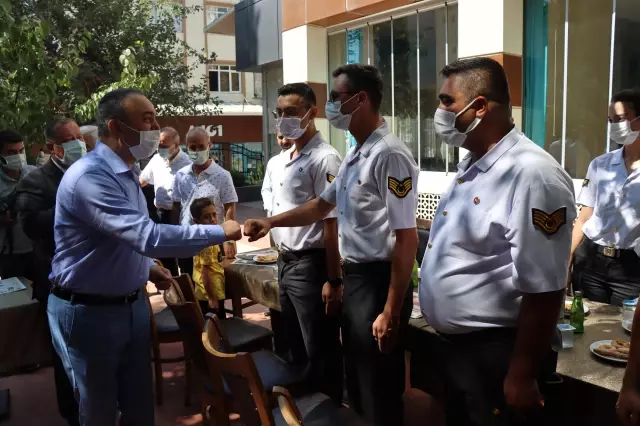 Kilis'te bayramlaşma töreni yapıldı Kilis'te bayramlaşma töreni yapıldı
