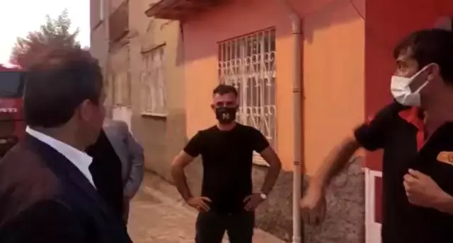 Bayramlaşmaya giden komşular kötü kokudan şüphelendi, ekipler yaşlı adamın cansız bedeniyle karşılaştı
