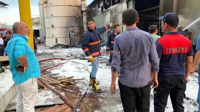 Kontrplak fabrikasında çıkan yangın korkuttu