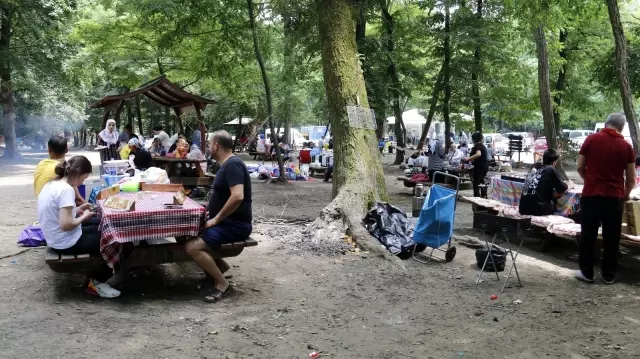 Kurban Bayramı'nın ikinci gününde vatandaşlar Belgrad Ormanı akın etti
