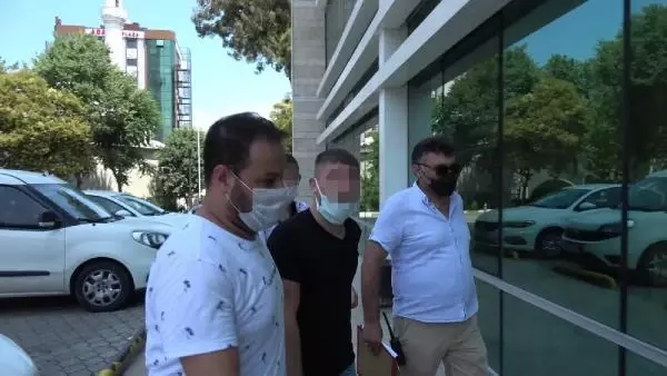 KURBAN KESİMİ SIRASINDA HUSUMETLİ 2 AKRABALARINI TABANCAYLA YARALADILAR