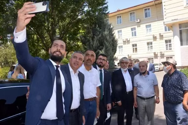 MAHİR ÜNAL TÜRKİYE'YE FRANSA'DAN, ALMANYA'DAN BAKINCA SÜPER GÜÇ GÖRÜYORSUNUZ