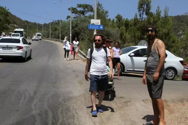 Son dakika haberi: Ölüdeniz'e ulaşmak için kilometrelerce yürüdüler Son dakika haberi: Ölüdeniz'e ulaşmak için kilometrelerce yürüdüler