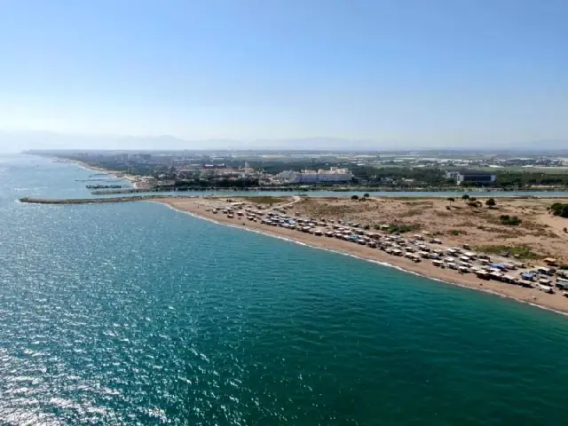 Otellerin yüzde yüz dolu olduğu Antalya'da 5 yıldızlı denize sıfır 'Çardak Beachte' tatili