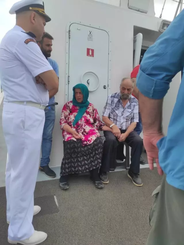 Rize'deki sel ve heyelanda kaybolan 2 kişiyi arama çalışmaları sürdü Rize'deki sel ve heyelanda kaybolan 2 kişiyi arama çalışmaları sürdü