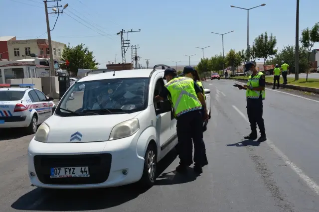 Jandarmadan drone ile trafik denetimi