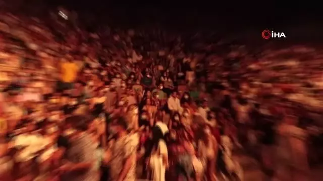 Sertap Erener üçte üç yaptı Sertap Erener üçte üç yaptı