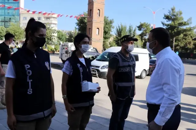 Son dakika gündem: Vali Osman Hacıbektaşoğlu güvenlik, sağlık ve itfaiye ekipleriyle bayramlaştı
