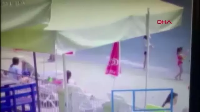SİLİVRİ'DEKİ PLAJDA HIRSIZLIK KAMERADA