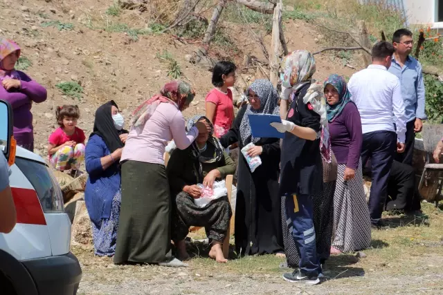 Gurbetçinin kullandığı traktör devrildi: 2 yaralı