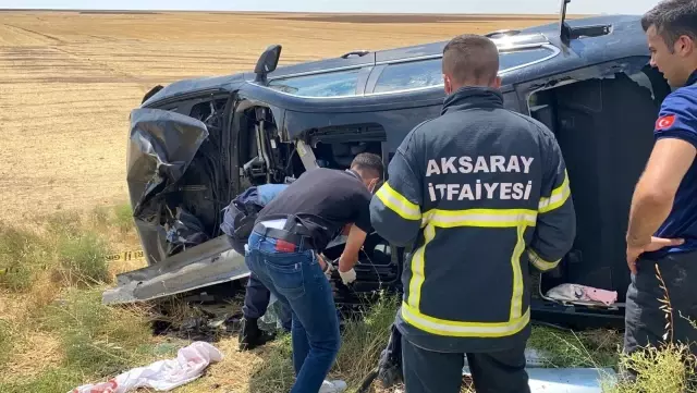 Aksaray'da feci kaza...Çarpıp takla attığı bariyerler otomobile saplandı: 2 ölü, 4 yaralı