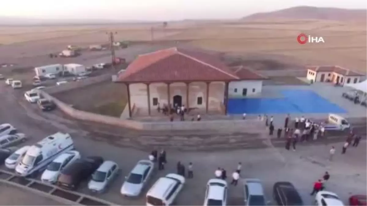 Tarihi Kutluhan Camii cemaatine kavuştu