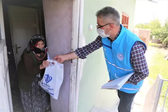TDV, Van'da ihtiyaç sahiplerine kurban eti ulaştırdı