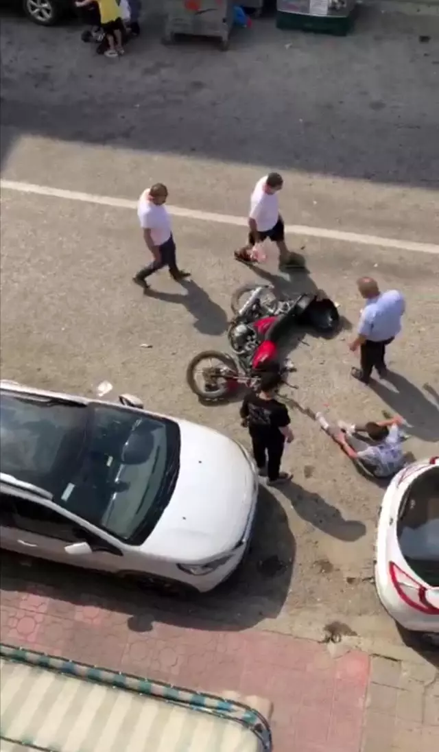 Türkeli'de motosiklet yayaya çarptı: 2 yaralı