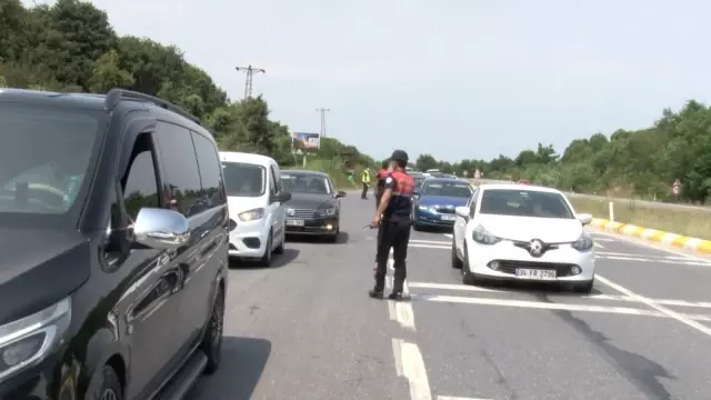 Türkiye genelinde bayram denetimleri tüm hızıyla devam ediyor Türkiye genelinde bayram denetimleri tüm hızıyla devam ediyor