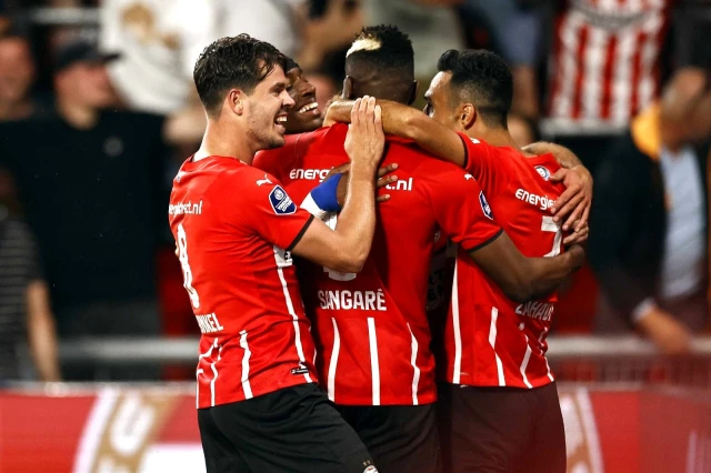 UEFA ampiyonlar Ligi: PSV: 5 Galatasaray: 1 (Ma sonucu)