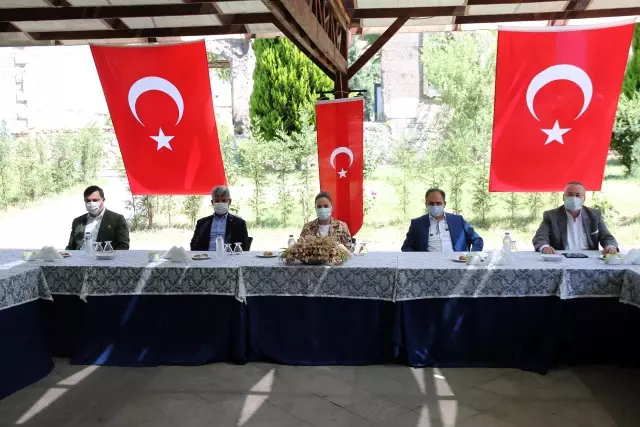 Uşak'ta bayramlaşma programı Uşak'ta bayramlaşma programı