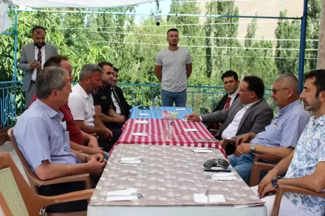 Son dakika haberi | Vali Çiçekten şehit ailelerine bayram ziyareti