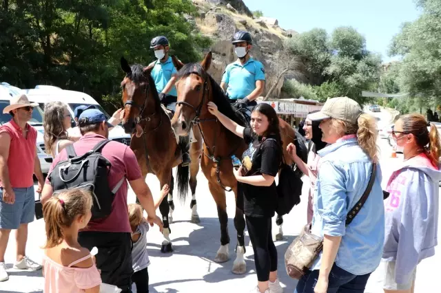 Son dakika haberi! 14 kilometrelik Ihlara Vadisi'nde atlı jandarma timleri devriyede