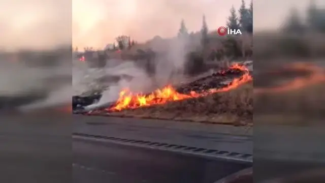 Adana'da seyir halindeki otobüs alev alev yandı