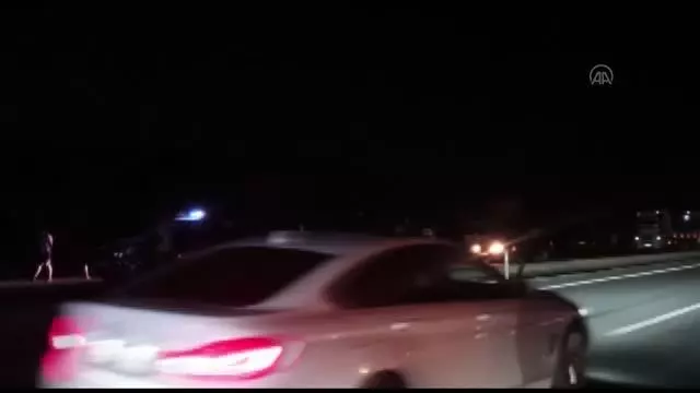 AFYONKARAHİSAR - 5 aracın karıştığı trafik kazasında 4 kişi yaşamını yitirdi AFYONKARAHİSAR - 5 aracın karıştığı trafik kazasında 4 kişi yaşamını yitirdi