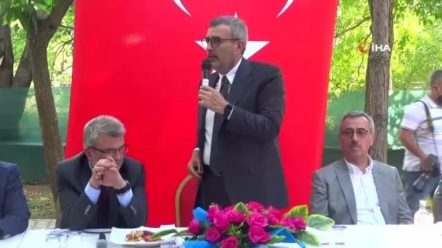 AK Parti Genel Başkan Yardımcısı Mahir Ünal: - 'Amerika'nın fonladığı medya kuruluşları Türkiye'nin özgüvenine saldırıyorlar'