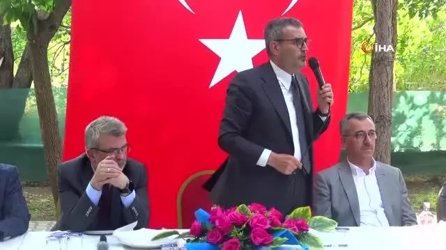 AK Parti Genel Başkan Yardımcısı Mahir Ünal: - 'Amerika'nın fonladığı medya kuruluşları Türkiye'nin özgüvenine saldırıyorlar'