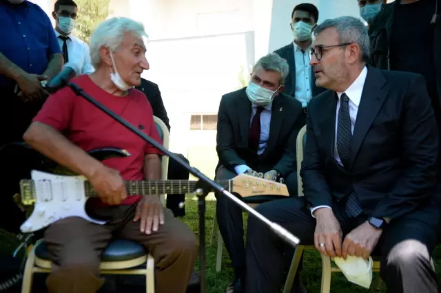 KAHRAMANMARAŞ - AK Parti Grup Başkanvekili Ünal, huzurevini ziyaret etti
