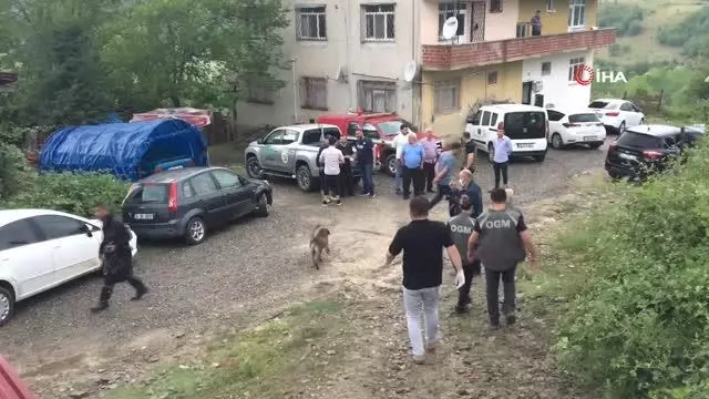 Alevli bir cisim düştüğü ihbarı ekipleri harekete geçirdi