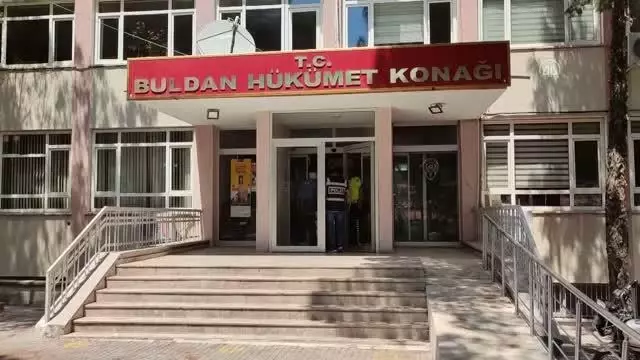 Son dakika haberi... Annesini bıçakla öldüren şüpheli tutuklandı