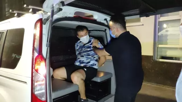 Annesinin boğazını kesti, 'Çok iyiyim' dedi Annesinin boğazını kesti, 'Çok iyiyim' dedi