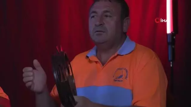 Başkan Uysal, Süpürge Faraş Orkestrası'yla bayram için buluştu