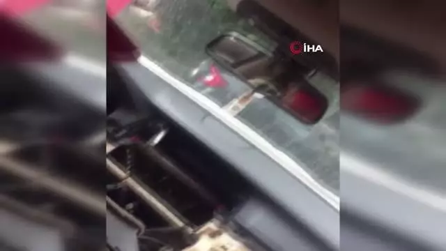 Ataşehir'de hırsızlar lüks aracı soyup soğana çevirdiler