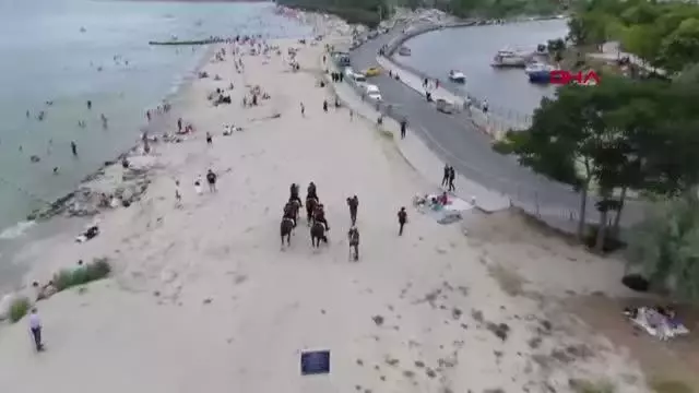 ATLI POLİSLERDEN KÜÇÜKÇEKMECE SAHİLİNDE DENETİM