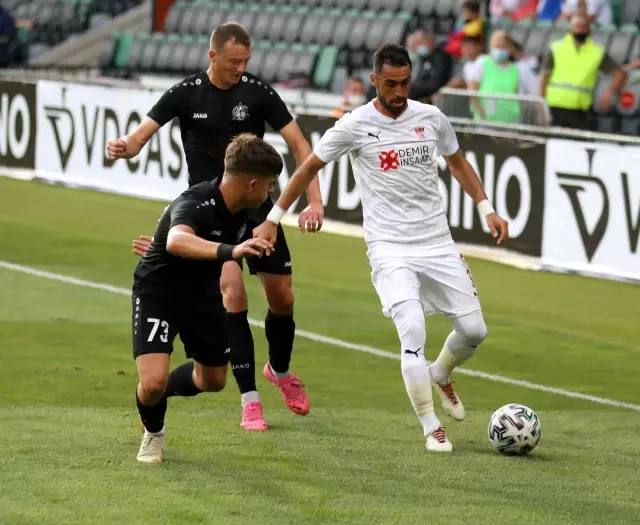 UEFA Avrupa Konferans Ligi: Petrocub: 0 - Sivasspor: 1 (Maç sonucu)