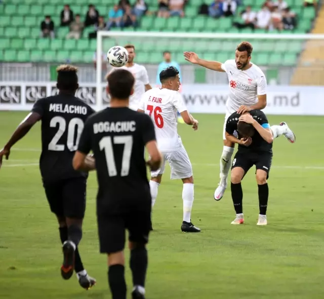 UEFA Avrupa Konferans Ligi: Petrocub: 0 - Sivasspor: 1 (Maç sonucu)