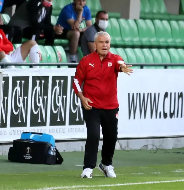 UEFA Avrupa Konferans Ligi: Petrocub: 0 - Sivasspor: 1 (Maç sonucu)
